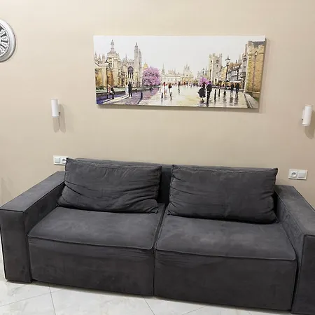 アパート біля оперного театру2 *