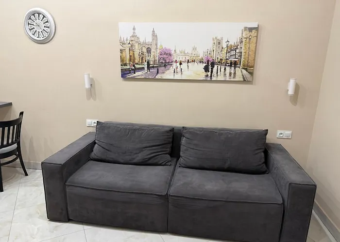 アパート біля оперного театру2 *