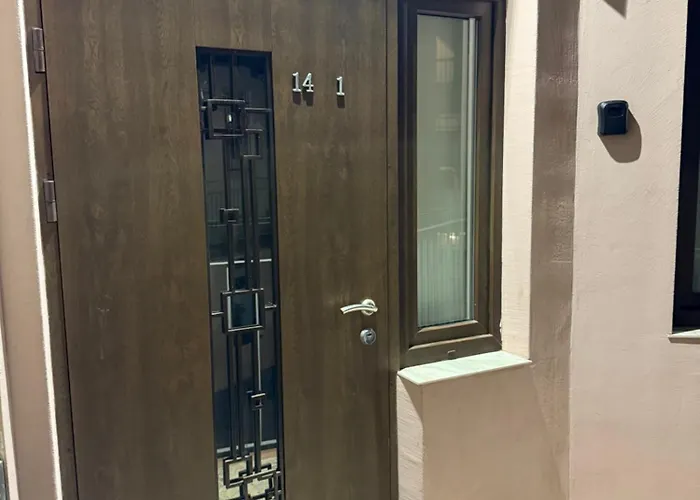 біля оперного театру2 アパート リヴィウ